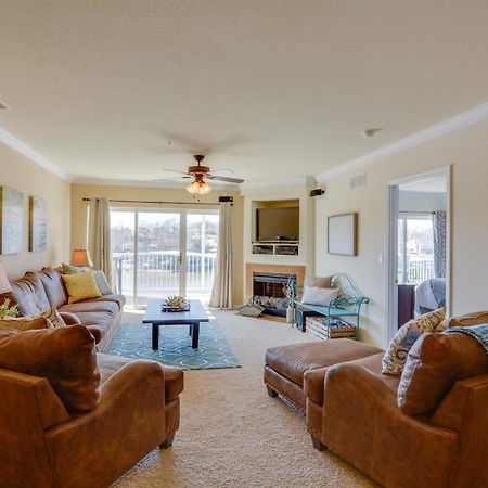 Lakefront Osage Beach Condo With Pool And Water Views! Exteriér fotografie