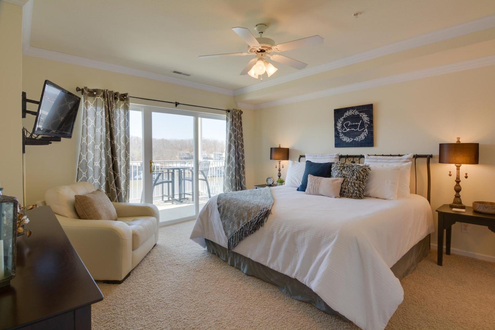 Lakefront Osage Beach Condo With Pool And Water Views! Exteriér fotografie
