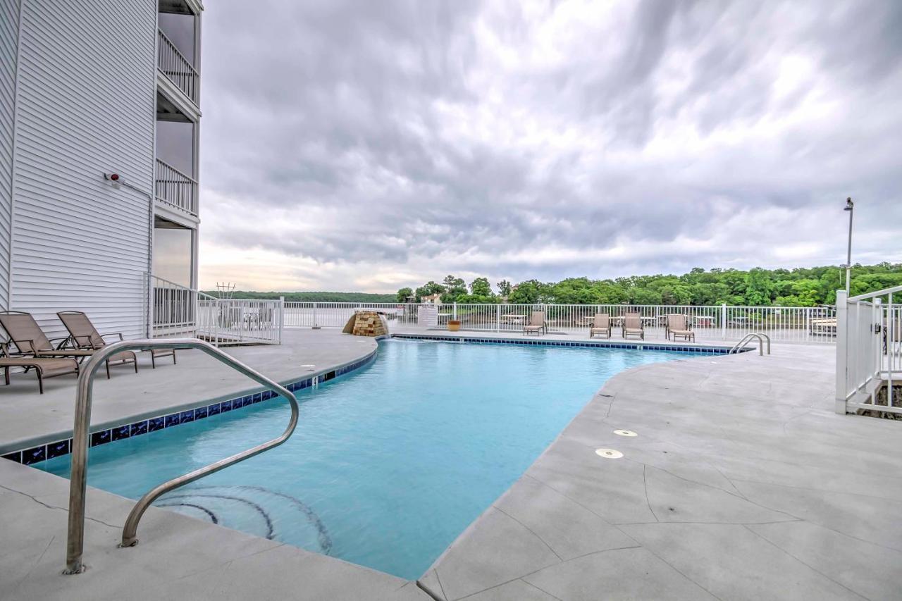 Lakefront Osage Beach Condo With Pool And Water Views! Exteriér fotografie